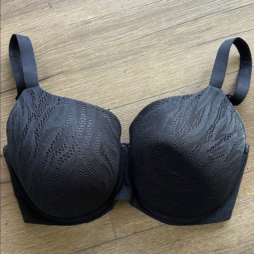 Bare Necessities shirt bra Black Lace Moulded Bra !! 38DDD